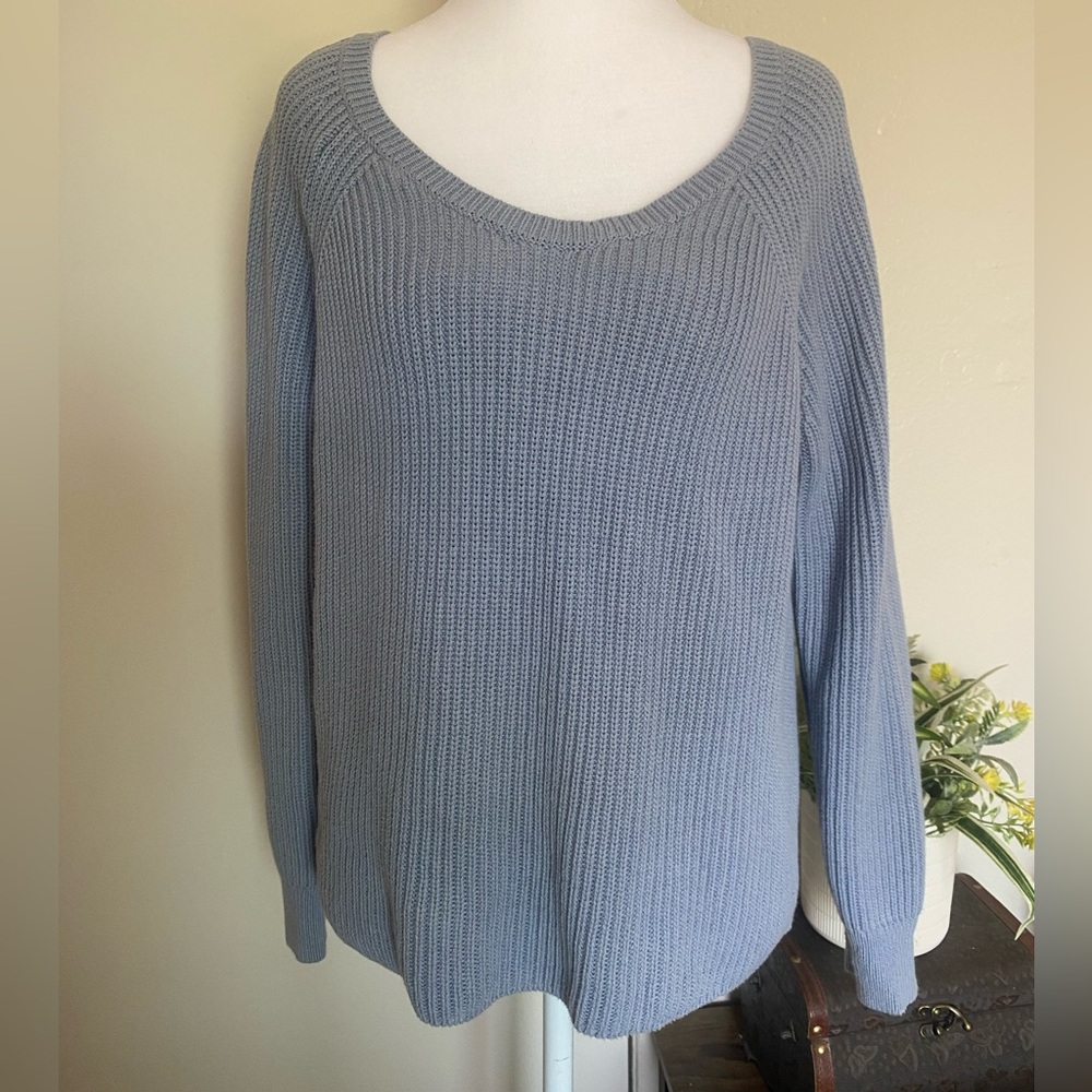 Banana Republic Women's‎ Gray Scoop Neck Sweater